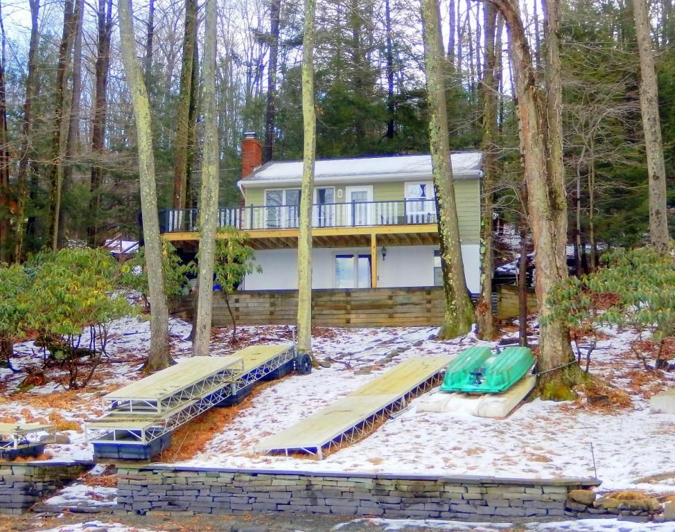 Lake Wallenpaupack Lakefront Homes for Sale Alicia Kowalik